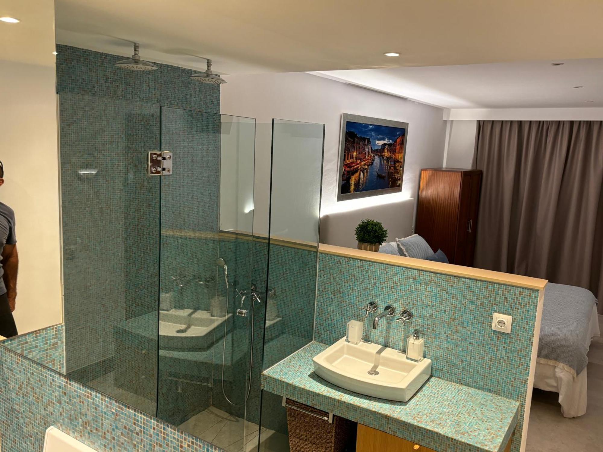 Costa Teguise Luxury First Line Apartment Exterior photo